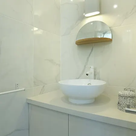 Charming And New Centre De Daire Paris